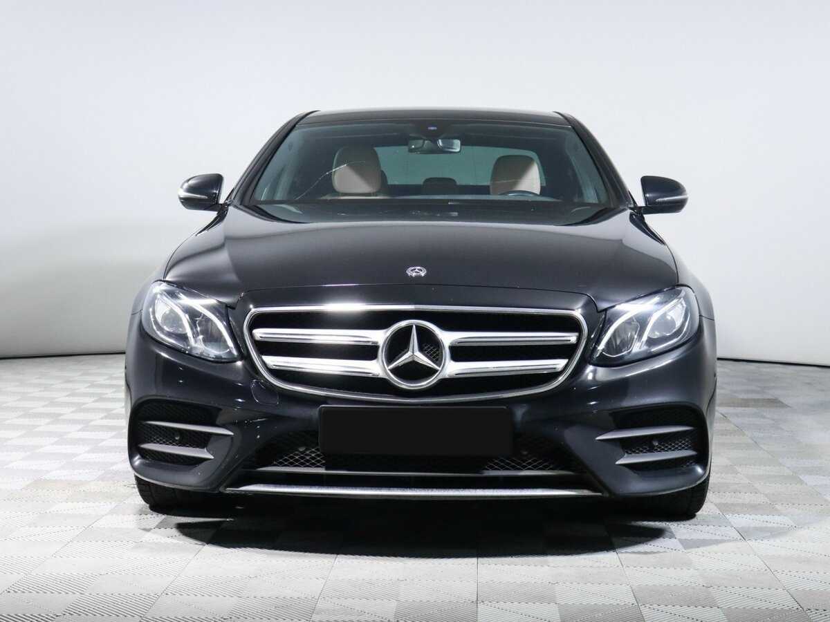 Mercedes-Benz E-Класс 2020 года с пробегом. Фото: #1