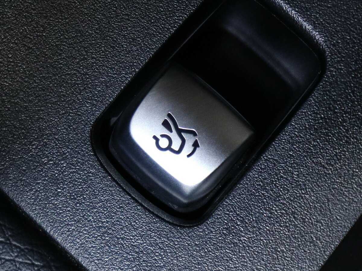 Mercedes-Benz E-Класс 2020 года с пробегом. Фото: #10