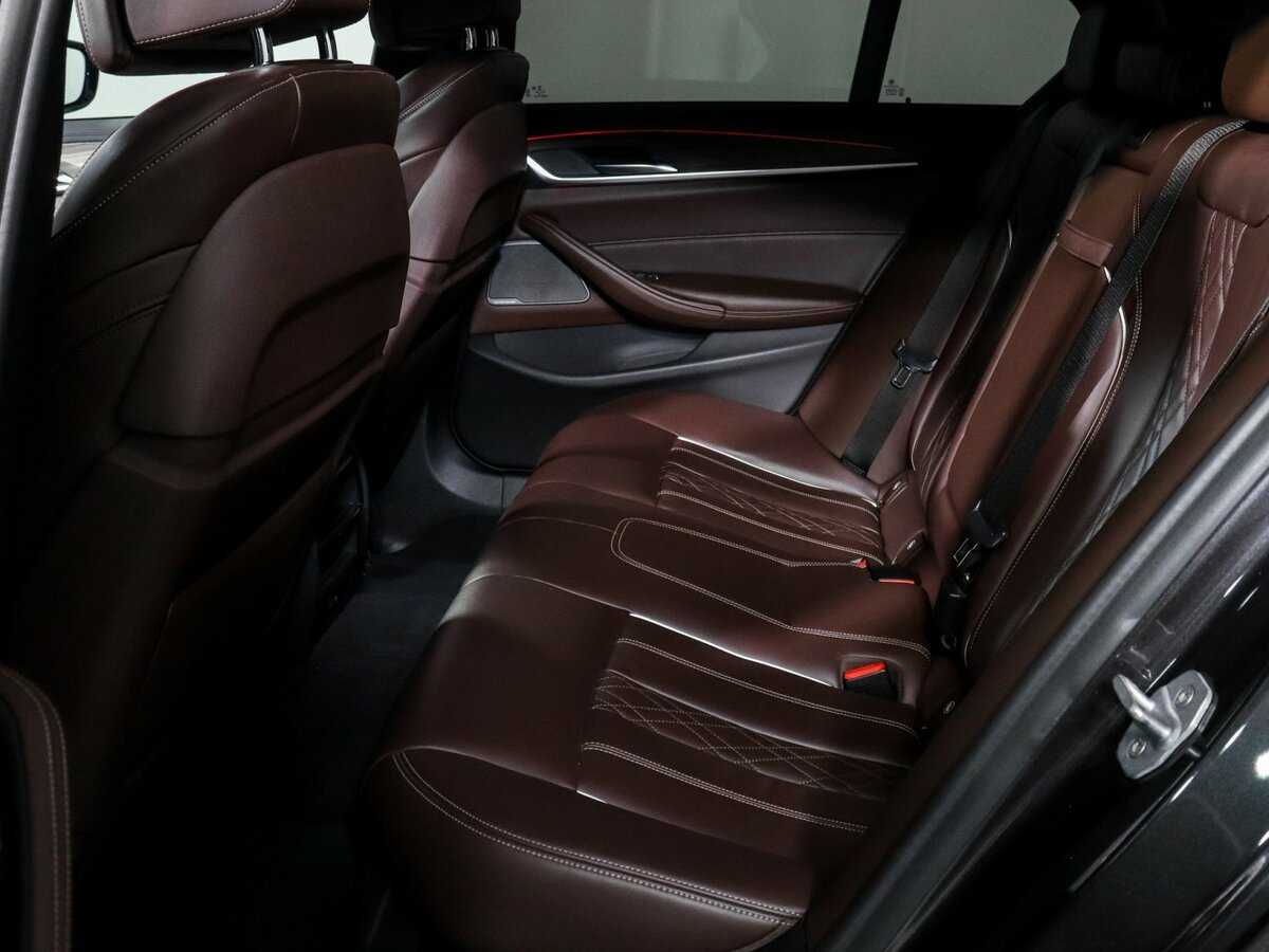 BMW 5 серии 2018 года с пробегом. Фото: #9