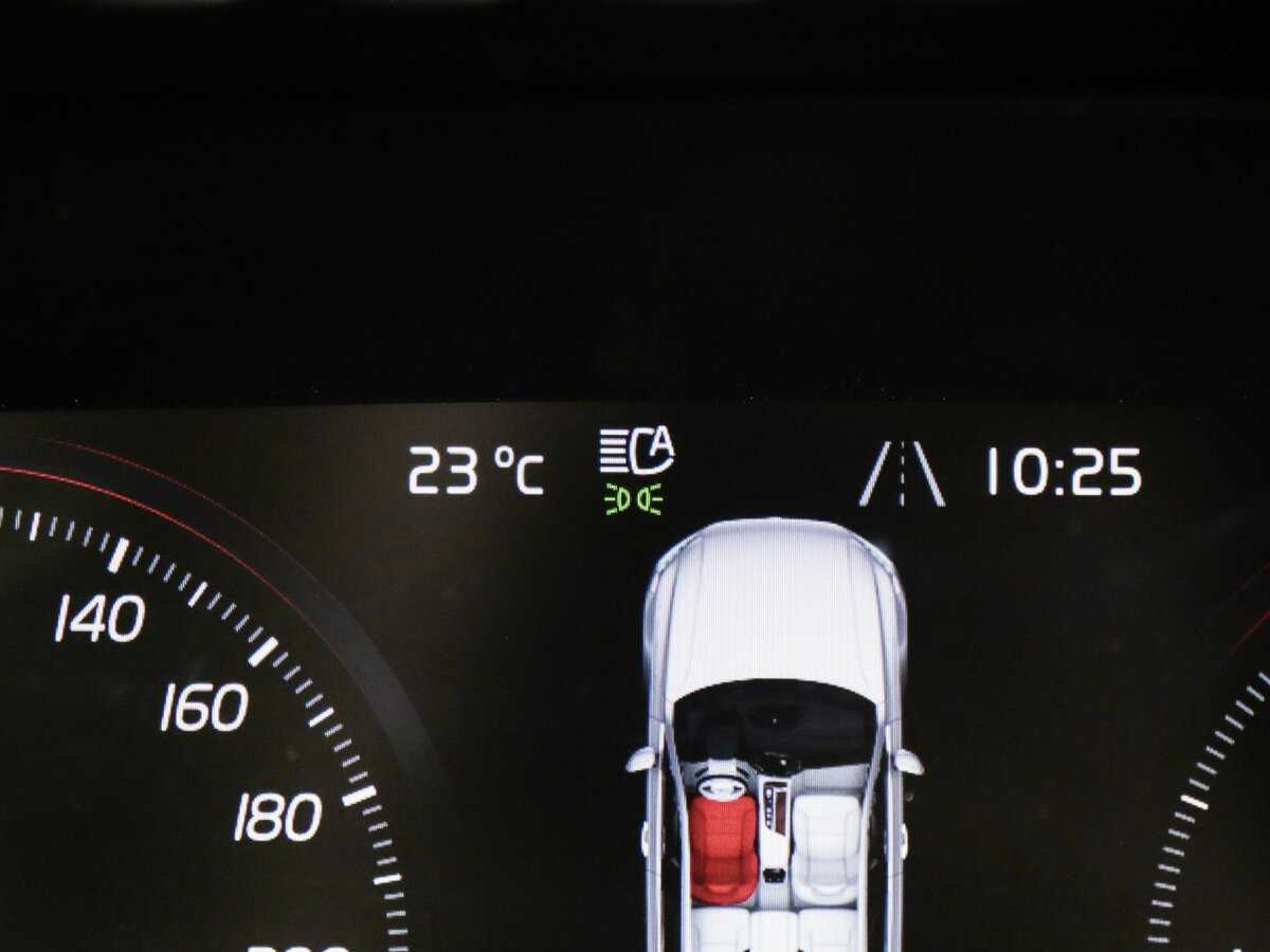 Volvo XC90 2015 года с пробегом. Фото: #19