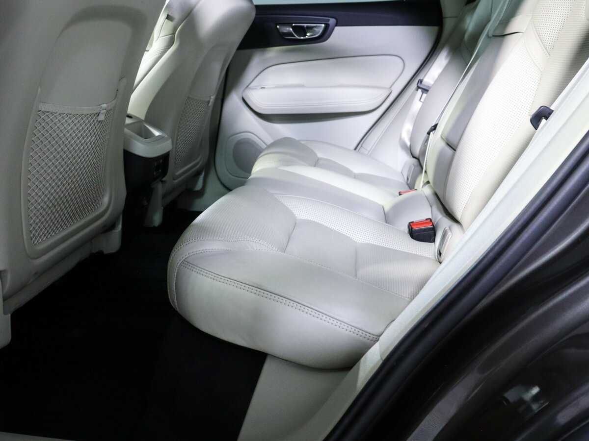 Volvo XC60 2017 года с пробегом. Фото: #6