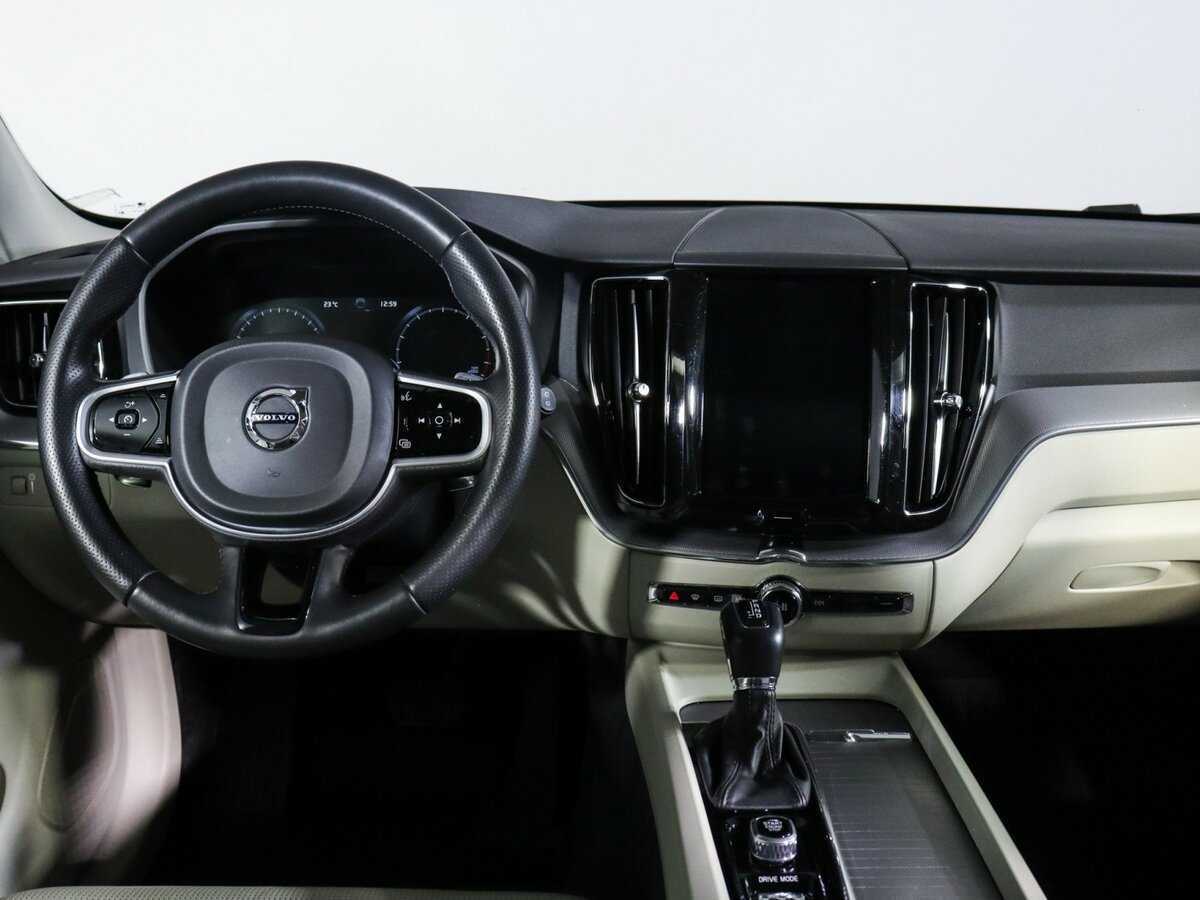 Volvo XC60 2017 года с пробегом. Фото: #8