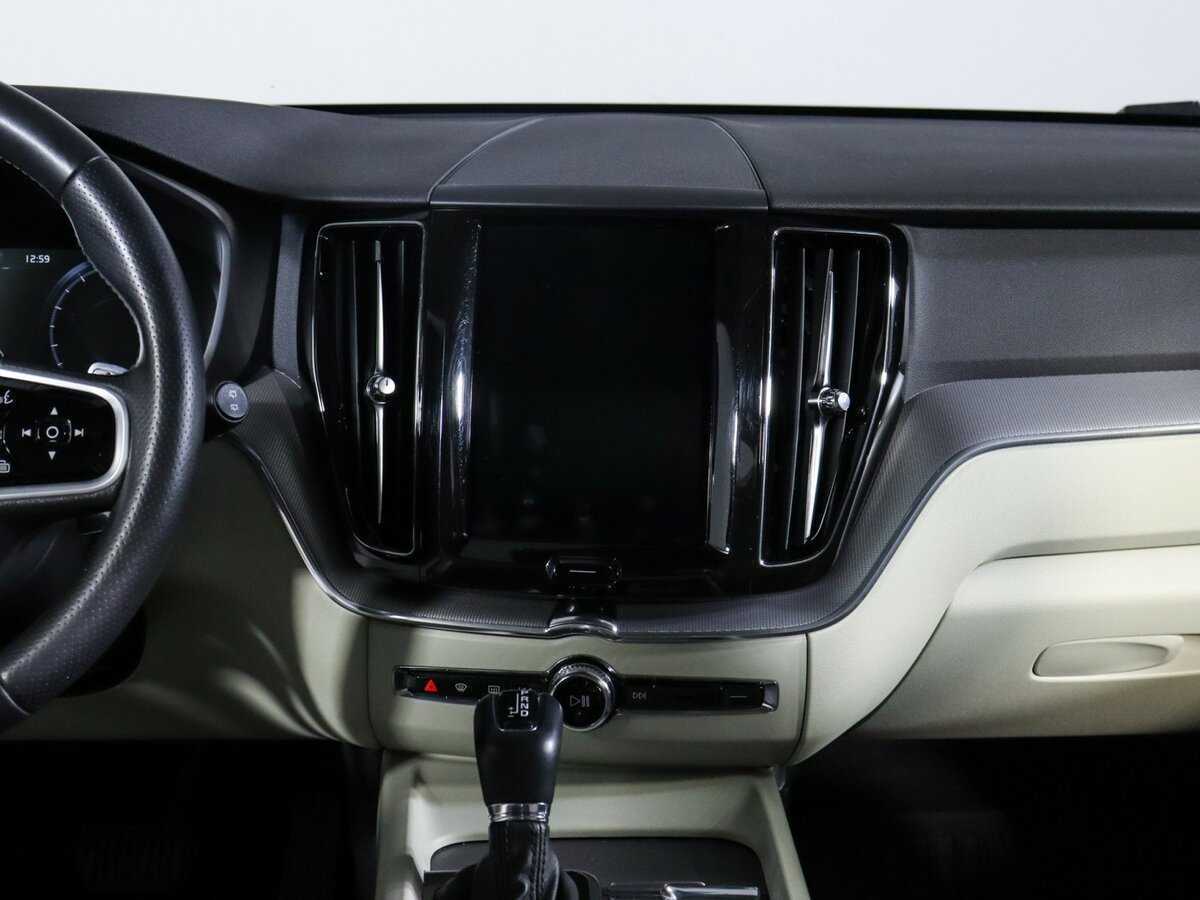 Volvo XC60 2017 года с пробегом. Фото: #9
