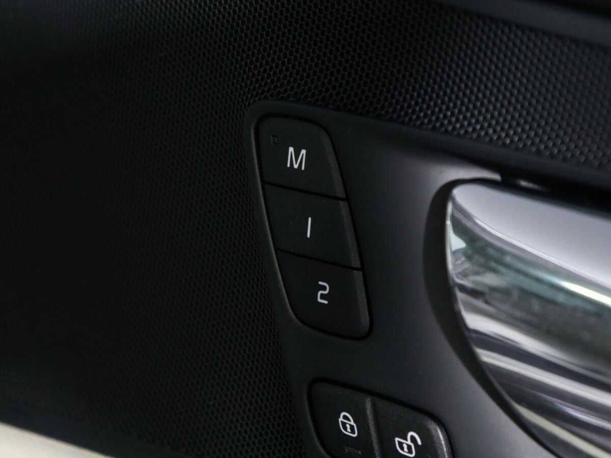 Volvo XC60 2017 года с пробегом. Фото: #15