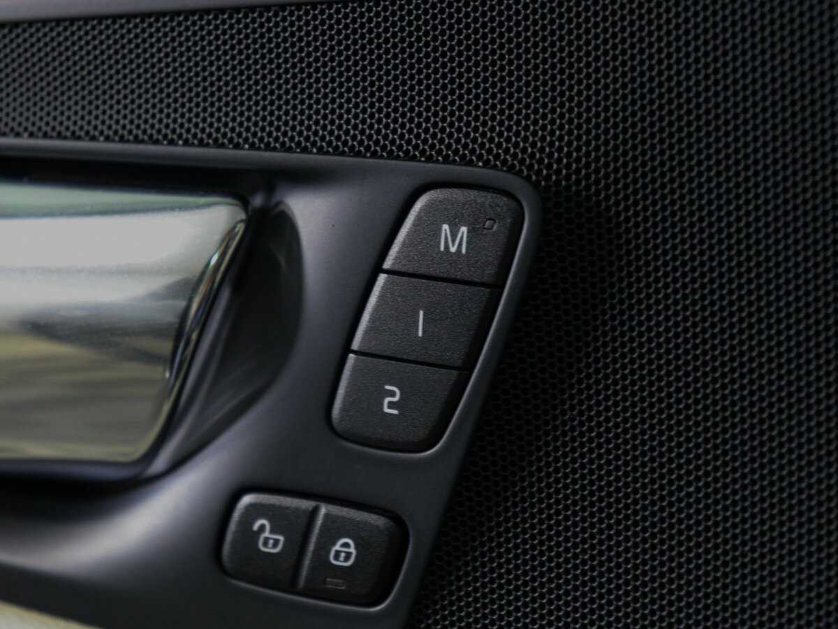 Volvo XC60 2017 года с пробегом. Фото: #17