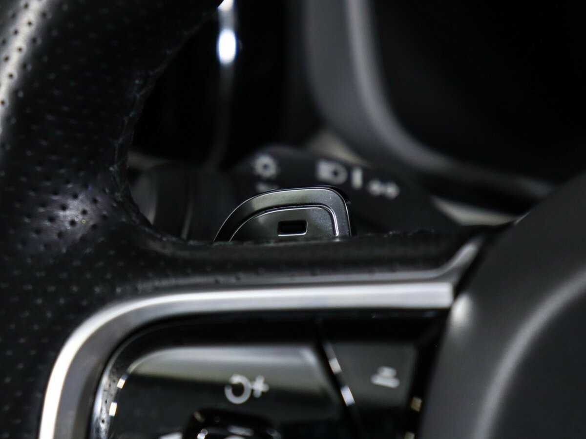 Volvo XC60 2017 года с пробегом. Фото: #20