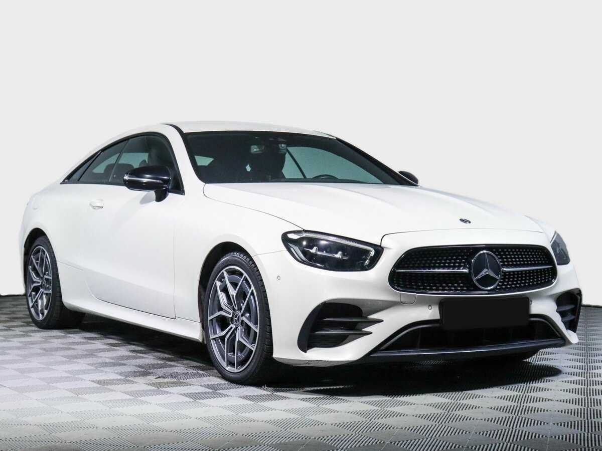 Mercedes-Benz E-Класс 2020 года с пробегом. Фото: #2