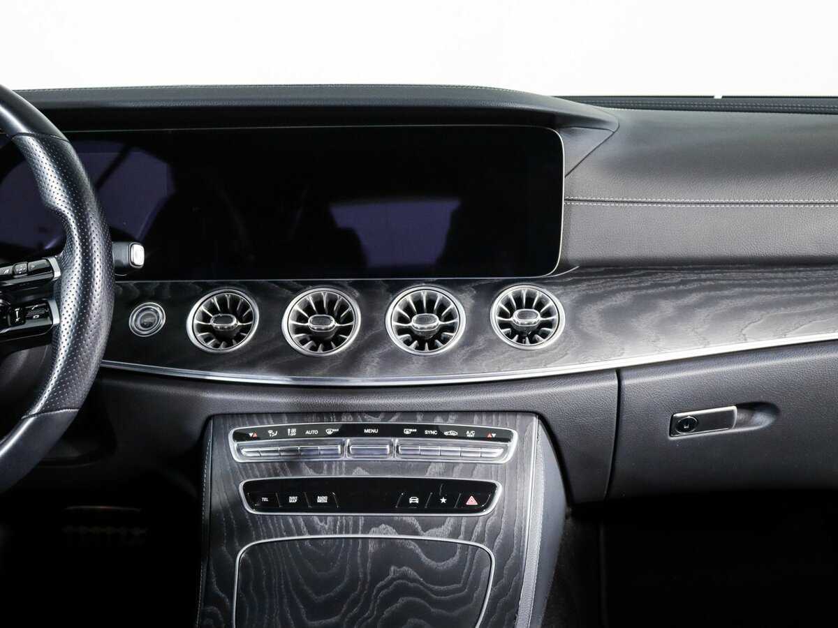 Mercedes-Benz E-Класс 2020 года с пробегом. Фото: #12
