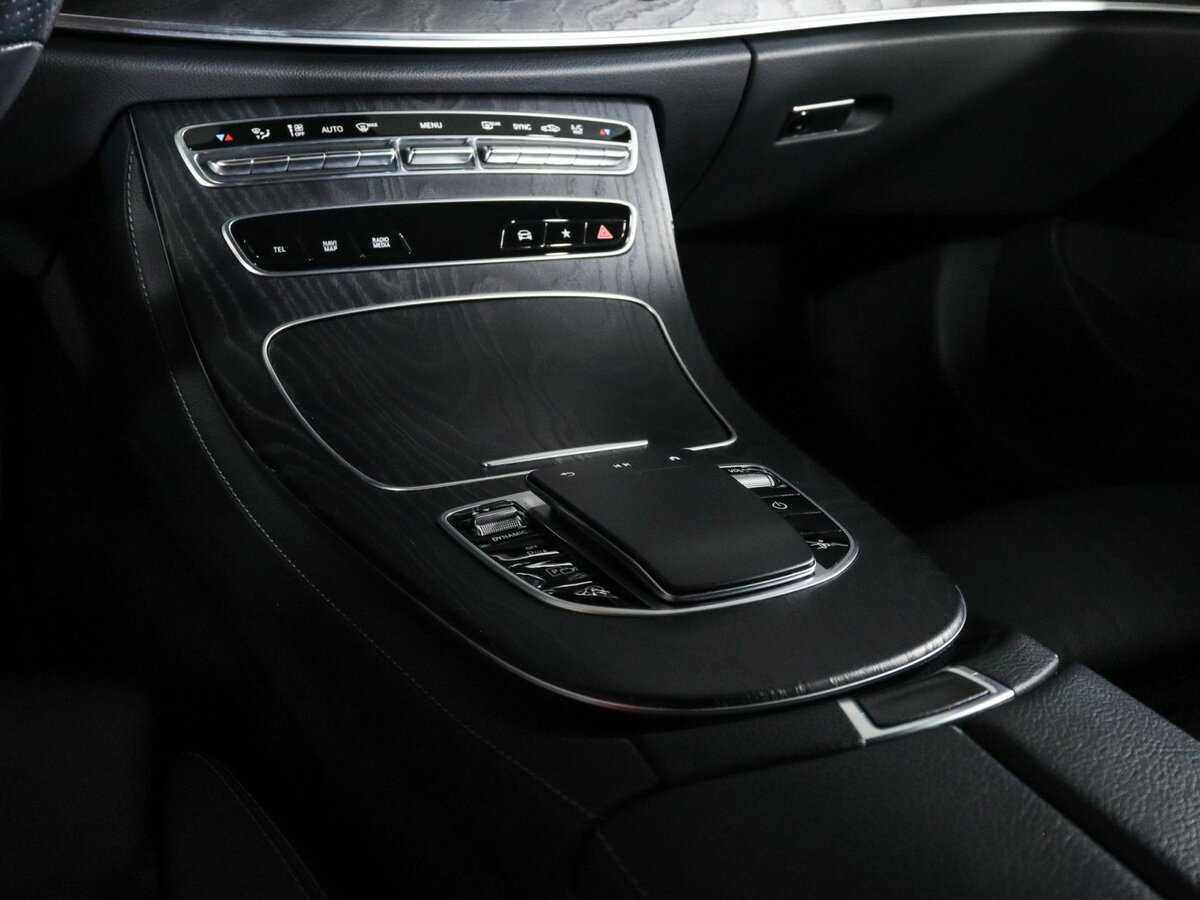Mercedes-Benz E-Класс 2020 года с пробегом. Фото: #19