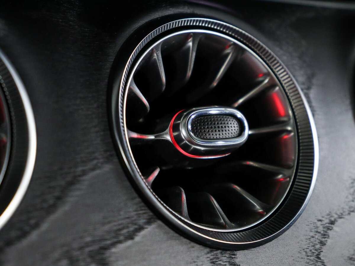 Mercedes-Benz E-Класс 2020 года с пробегом. Фото: #27