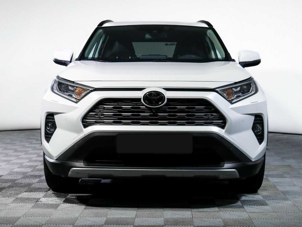 Toyota RAV4 2019 года с пробегом. Фото: #1