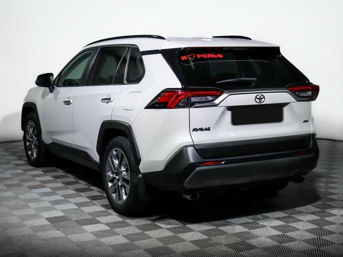 Toyota RAV4 2019 года с пробегом. Фото: #6