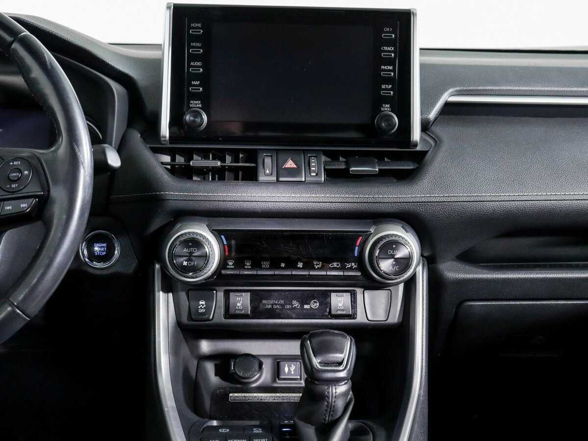Toyota RAV4 2019 года с пробегом. Фото: #12