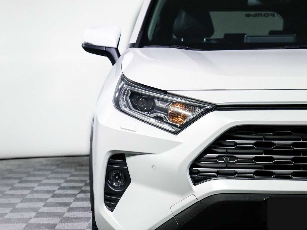 Toyota RAV4 2019 года с пробегом. Фото: #17