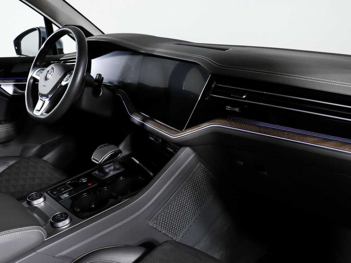 Volkswagen Touareg 2018 года с пробегом. Фото: #8