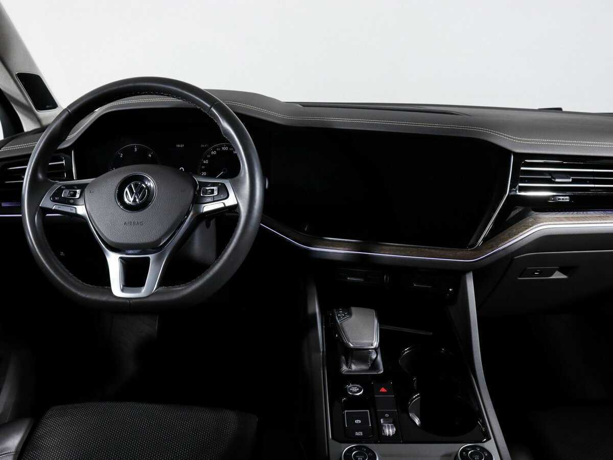 Volkswagen Touareg 2018 года с пробегом. Фото: #11