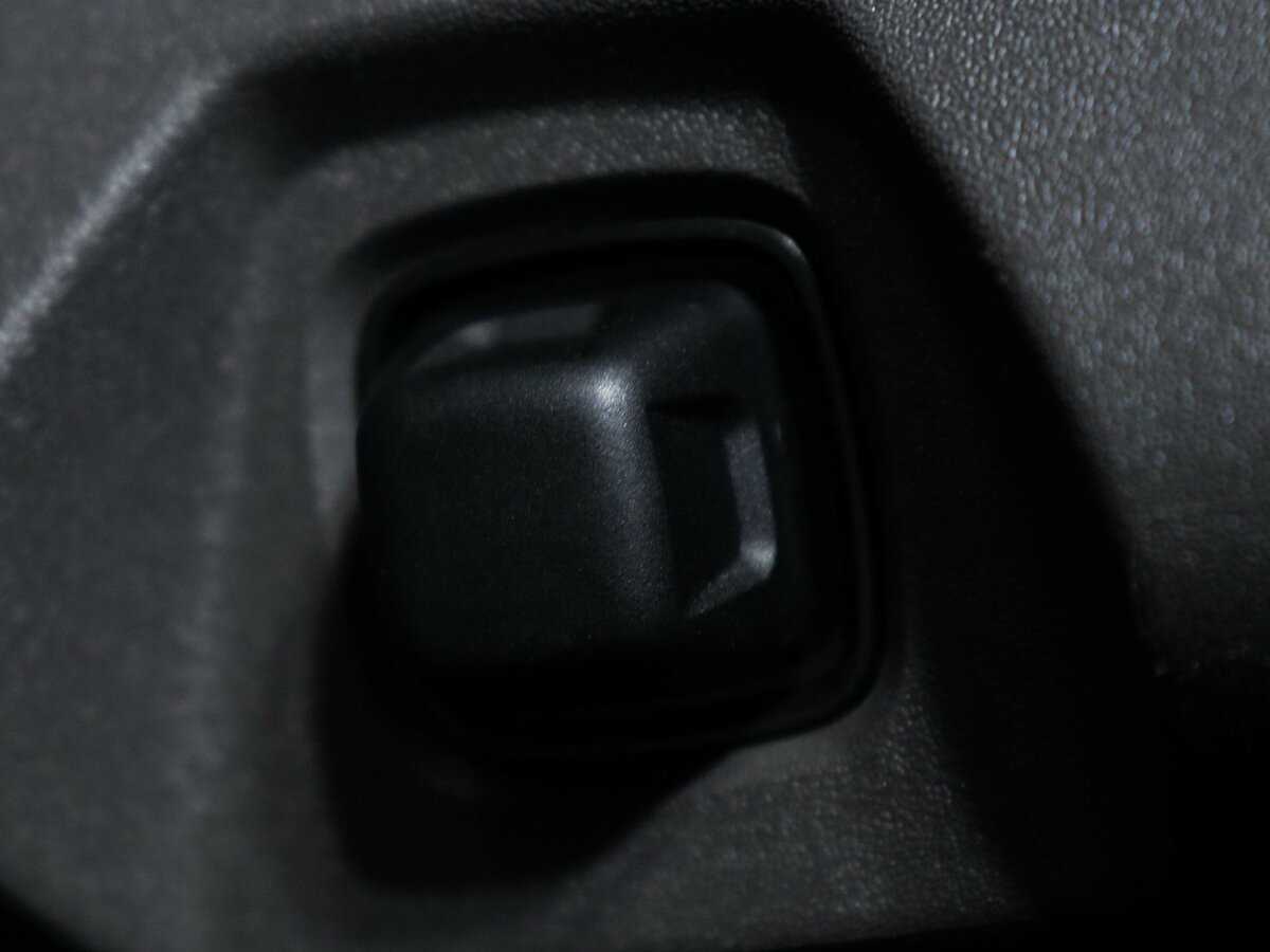 Volkswagen Touareg 2018 года с пробегом. Фото: #23