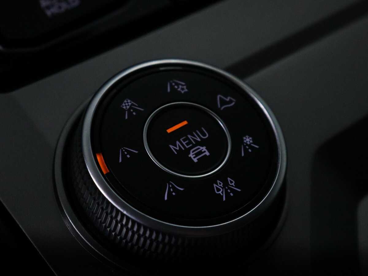 Volkswagen Touareg 2018 года с пробегом. Фото: #24