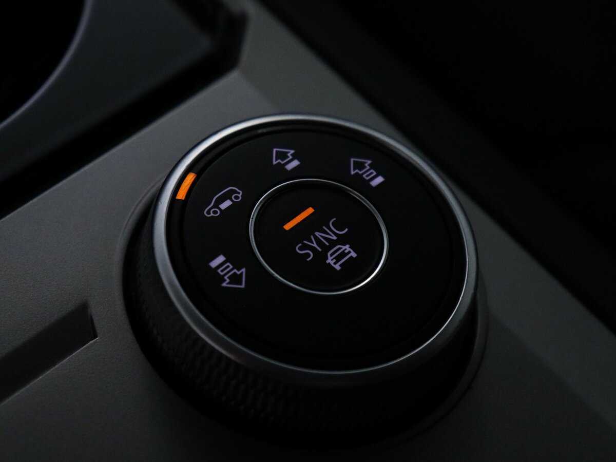 Volkswagen Touareg 2018 года с пробегом. Фото: #25