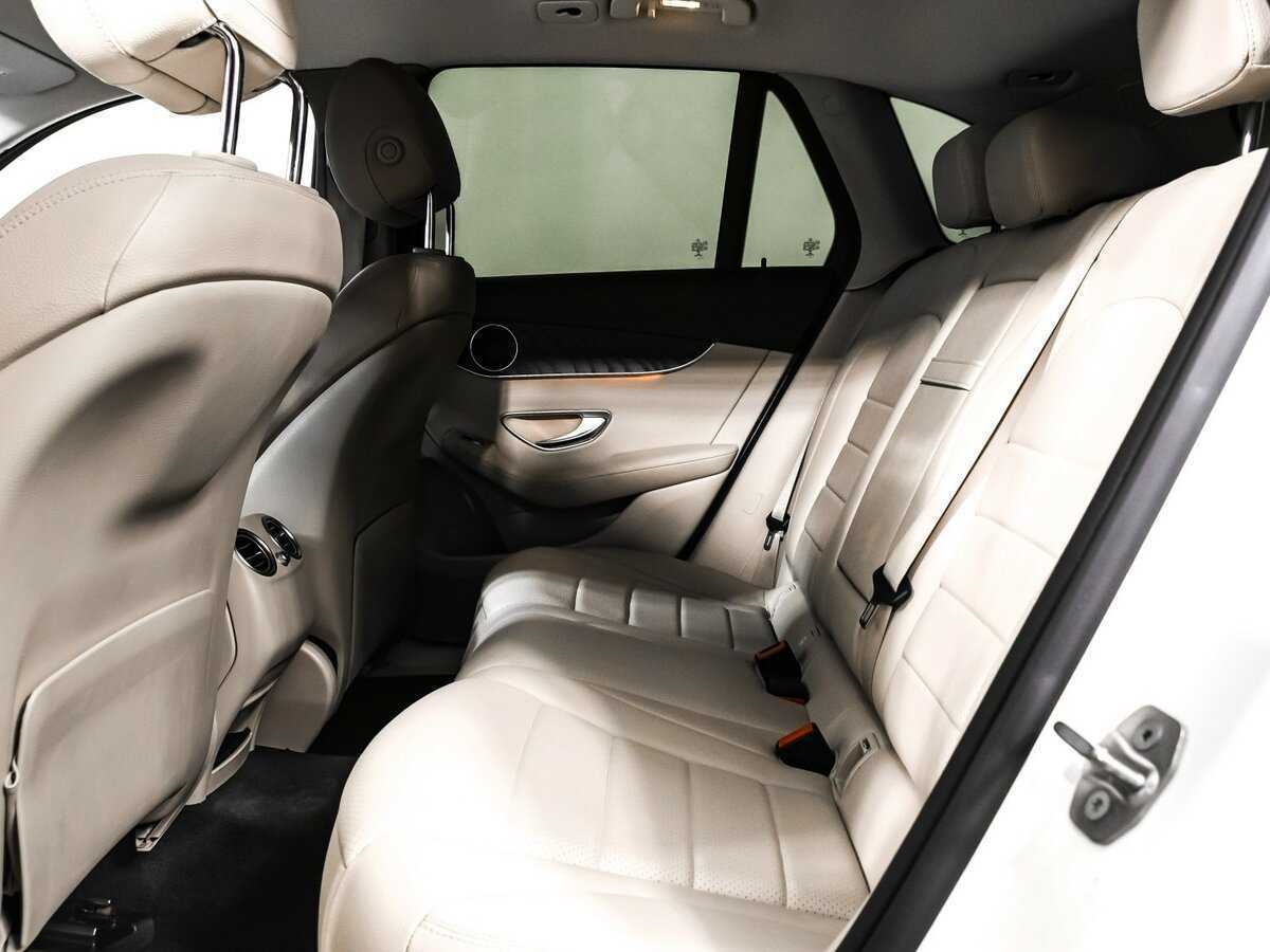 Mercedes-Benz GLC 2019 года с пробегом. Фото: #12