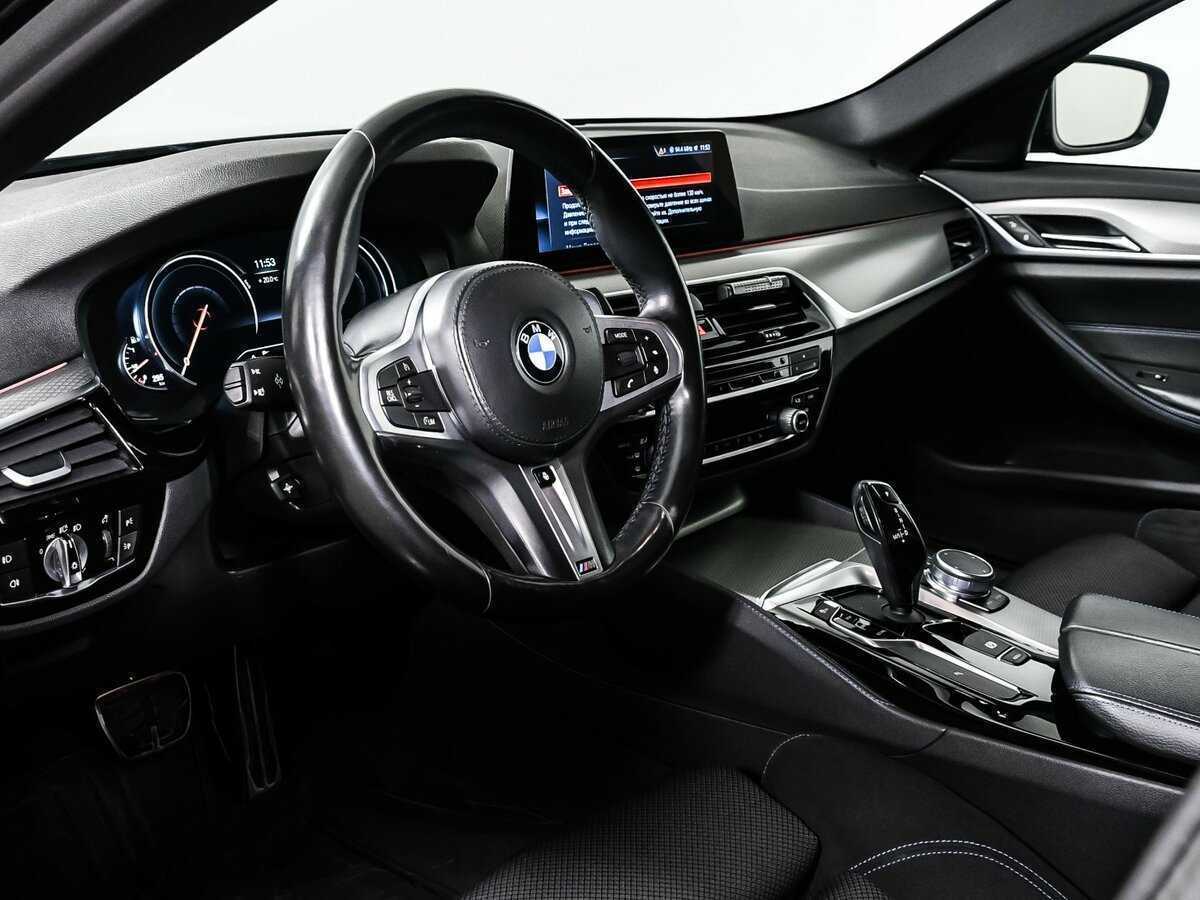 BMW 5 серии 2017 года с пробегом. Фото: #11