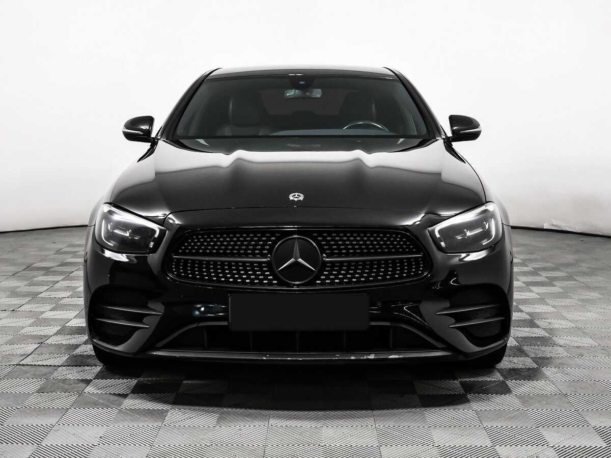 Mercedes-Benz E-Класс 2020 года с пробегом. Фото: #1
