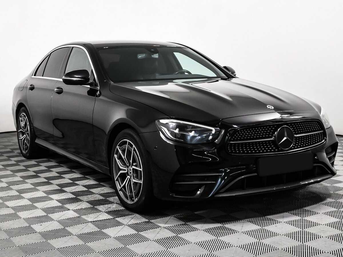 Mercedes-Benz E-Класс 2020 года с пробегом. Фото: #2