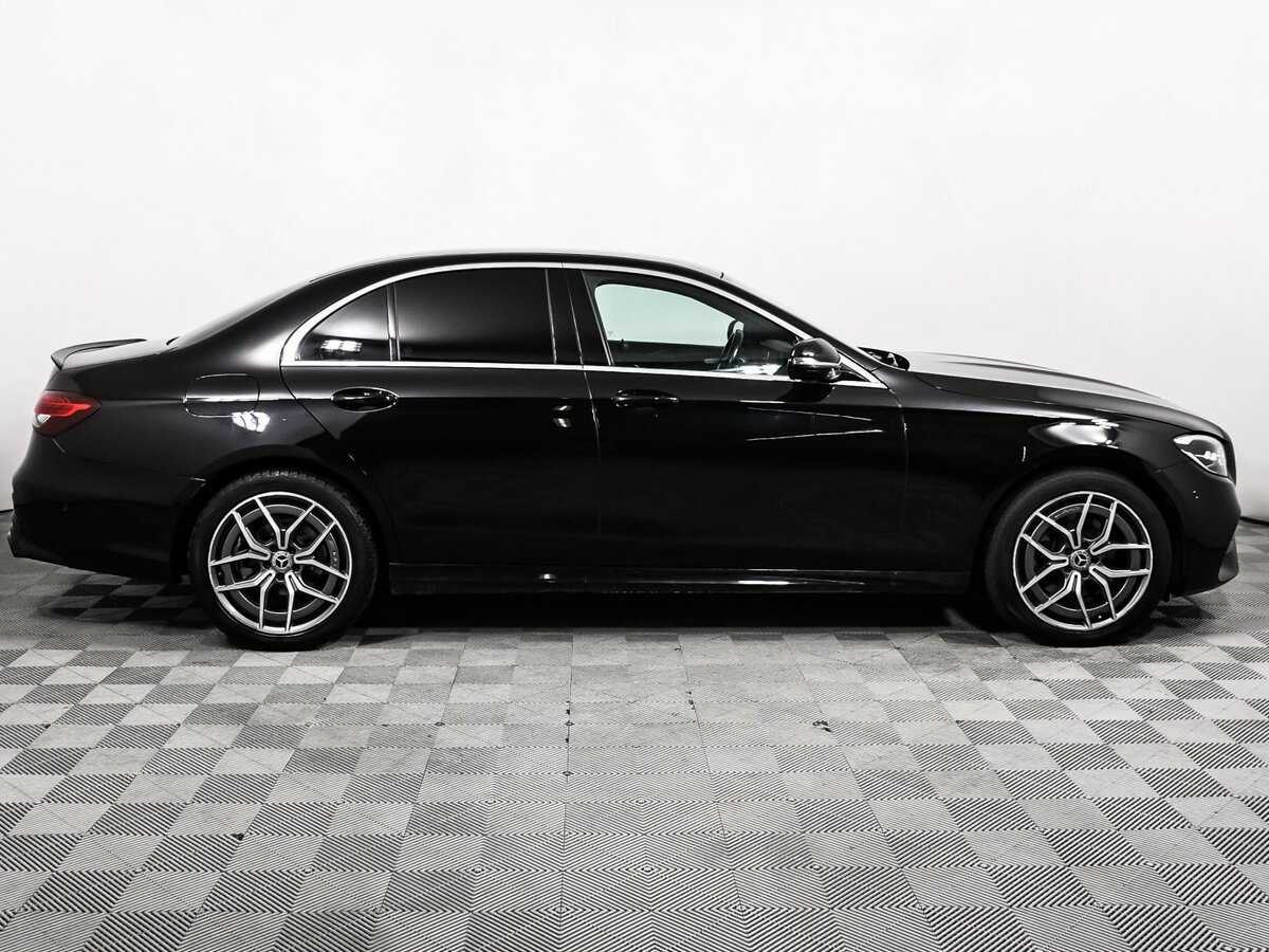 Mercedes-Benz E-Класс 2020 года с пробегом. Фото: #3