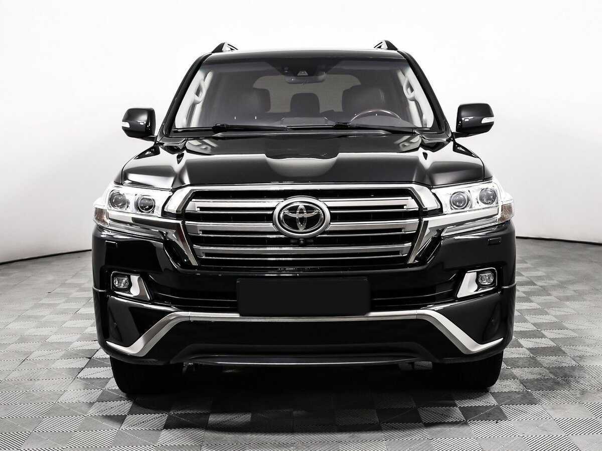 Toyota Land Cruiser 2017 года с пробегом. Фото: #1