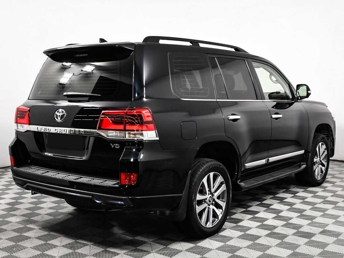 Toyota Land Cruiser 2017 года с пробегом. Фото: #4