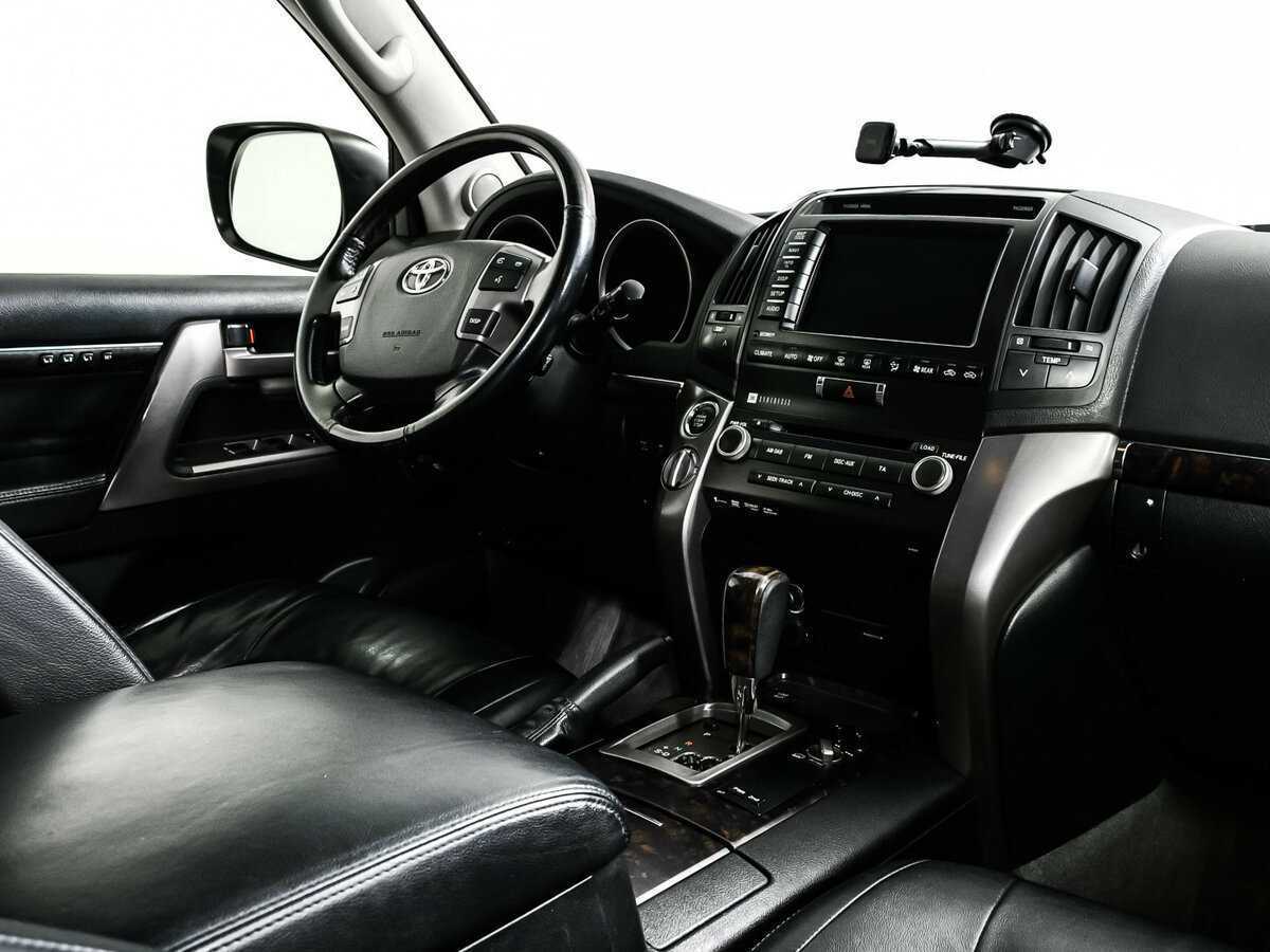 Toyota Land Cruiser 2011 года с пробегом. Фото: #8