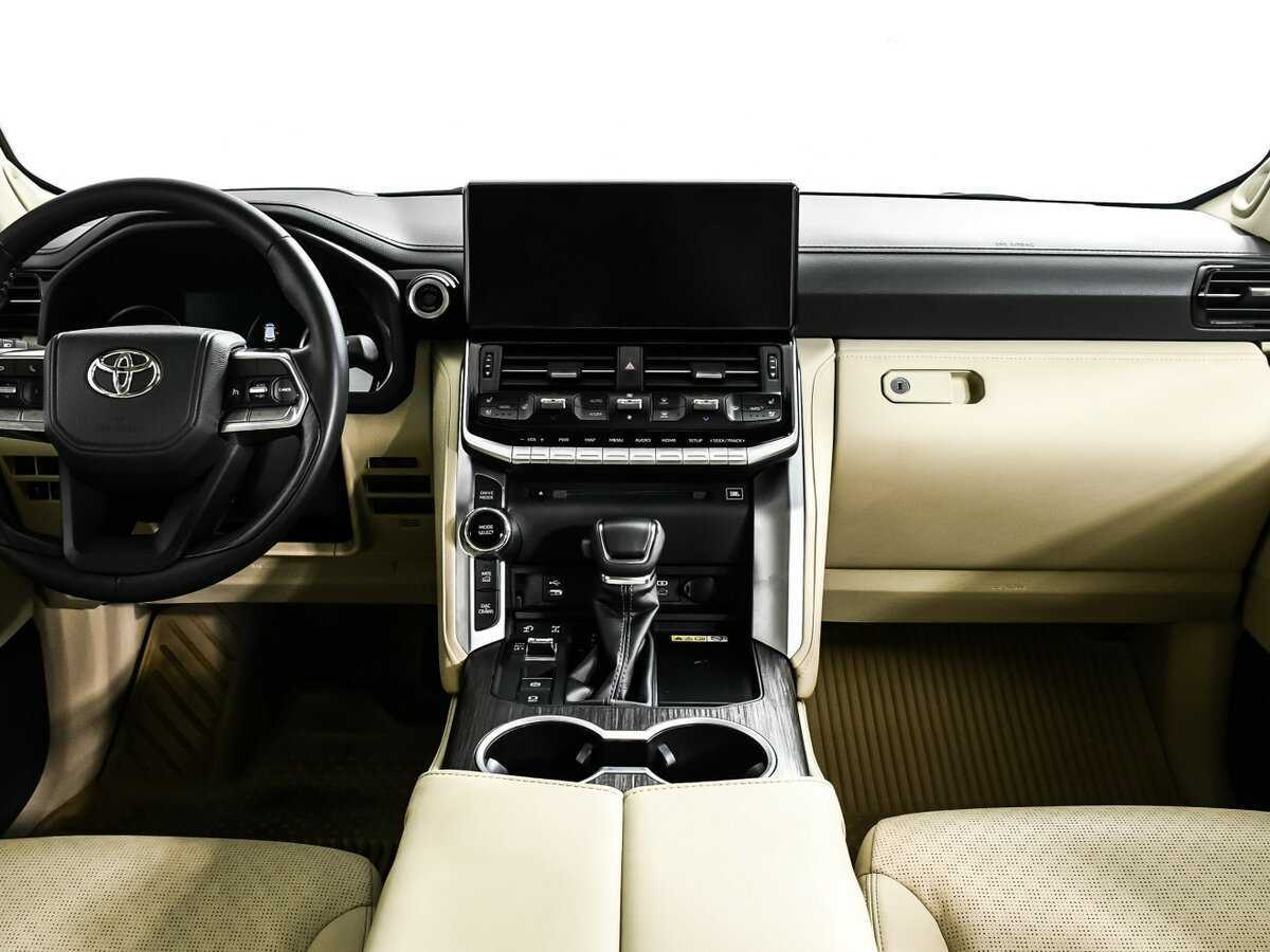 Toyota Land Cruiser 2022 года с пробегом. Фото: #10