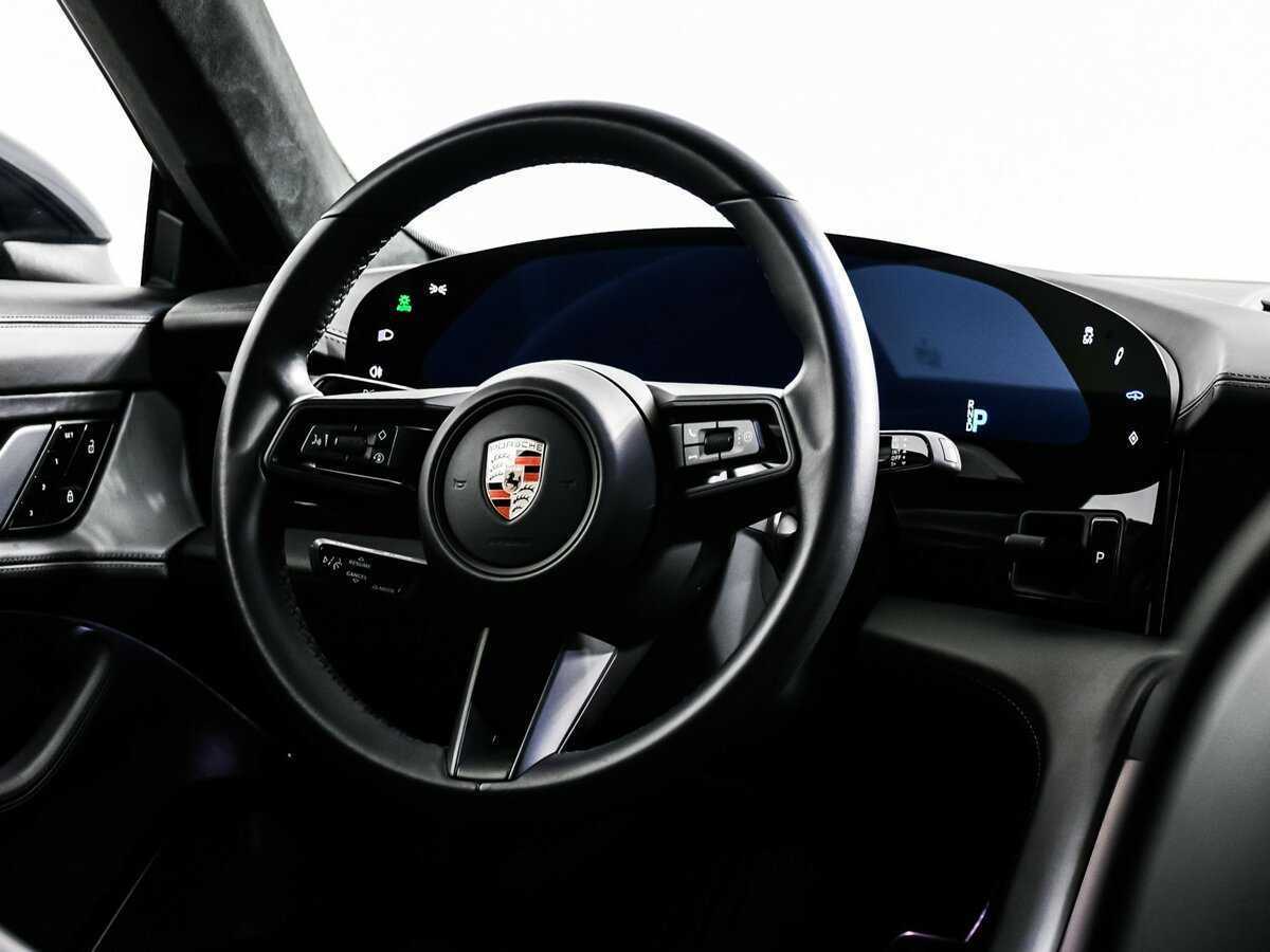 Porsche Taycan 2020 года с пробегом. Фото: #11
