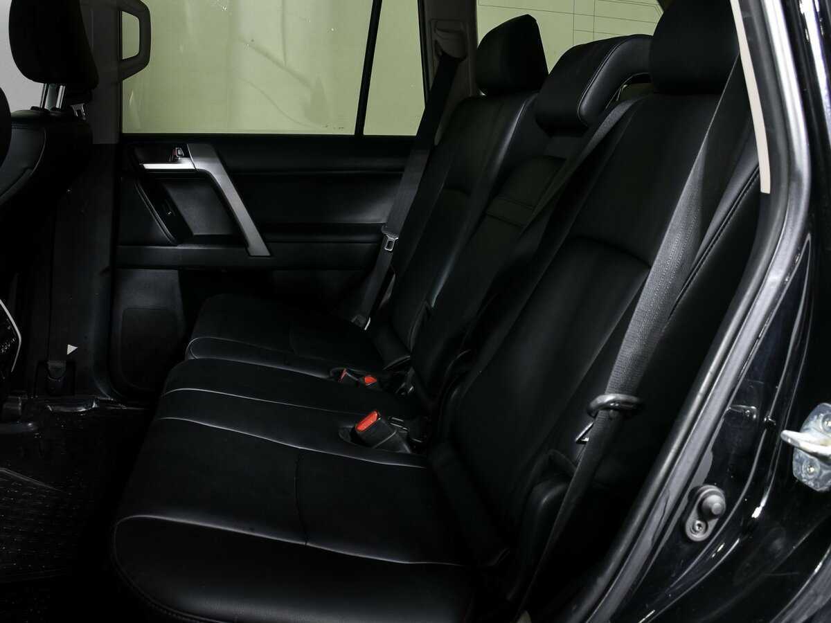 Toyota Land Cruiser Prado 2017 года с пробегом. Фото: #10