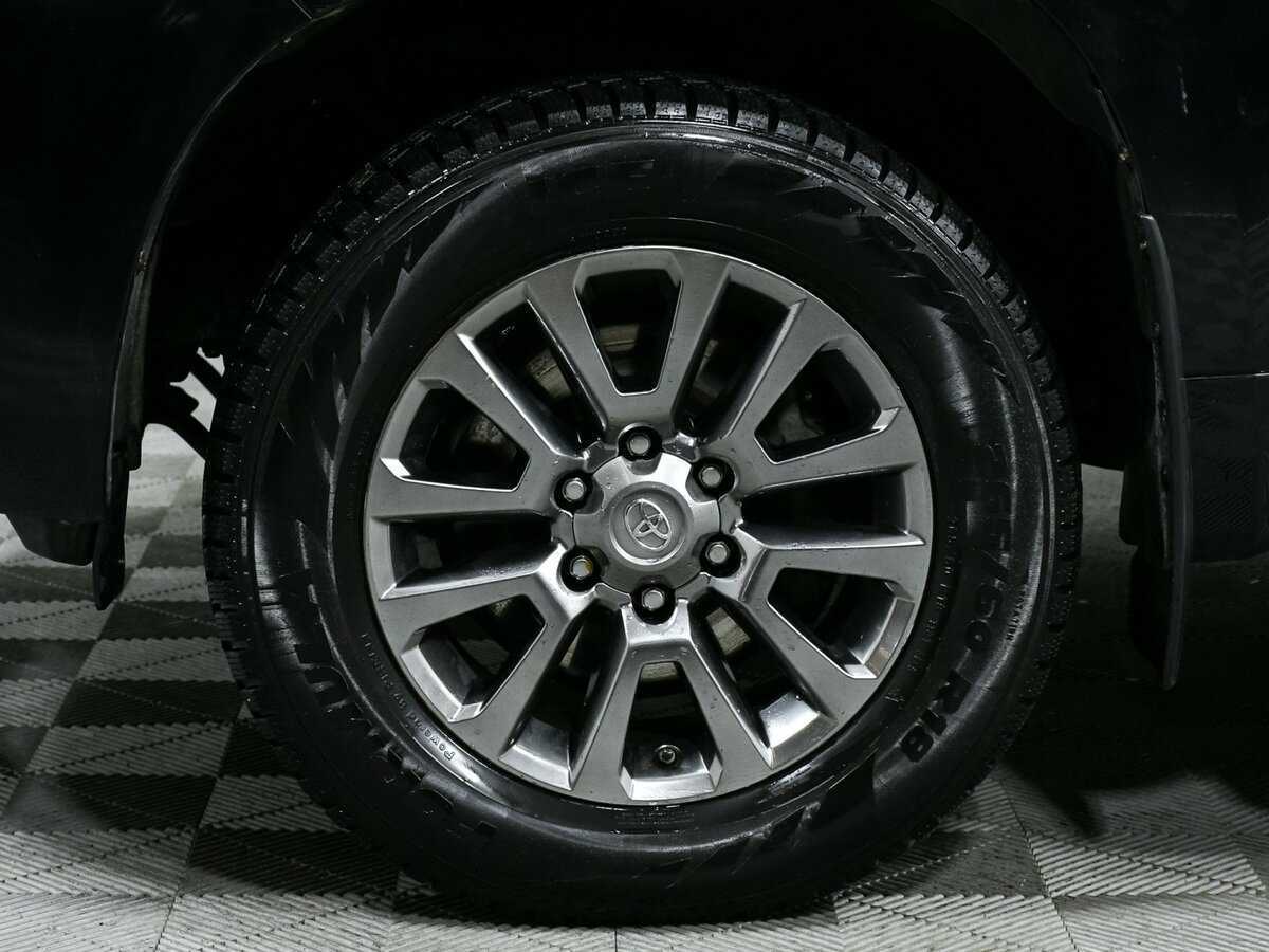 Toyota Land Cruiser Prado 2017 года с пробегом. Фото: #11