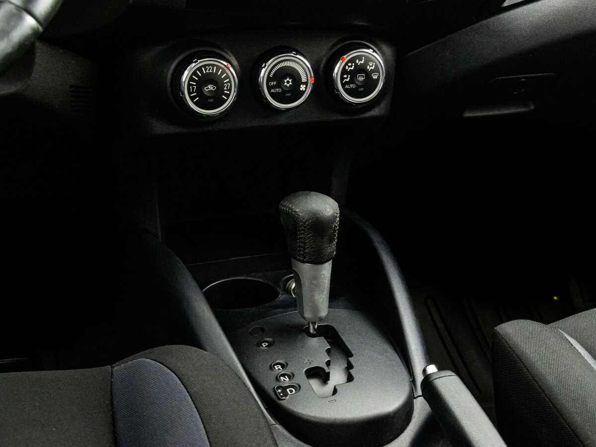 Mitsubishi Outlander 2010 года с пробегом. Фото: #9