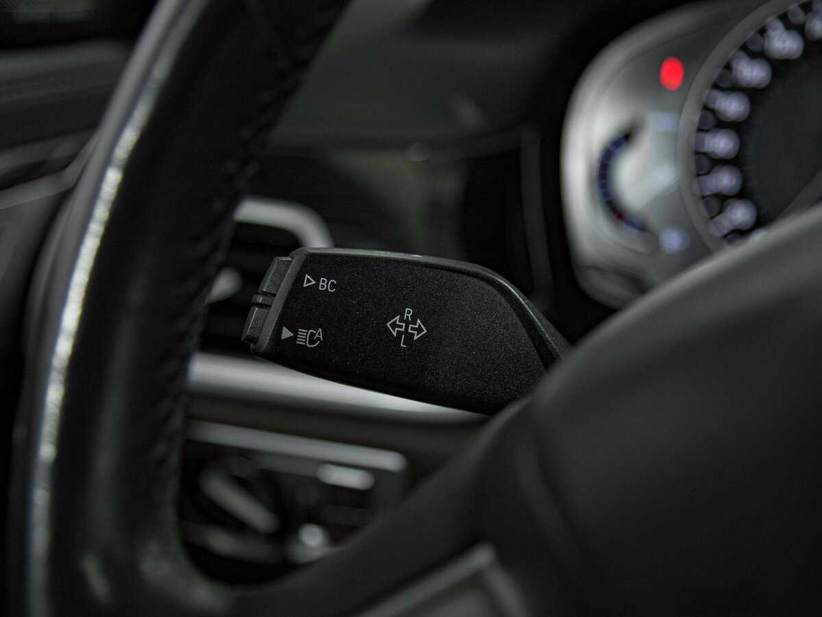 BMW 7 серии 2018 года с пробегом. Фото: #6