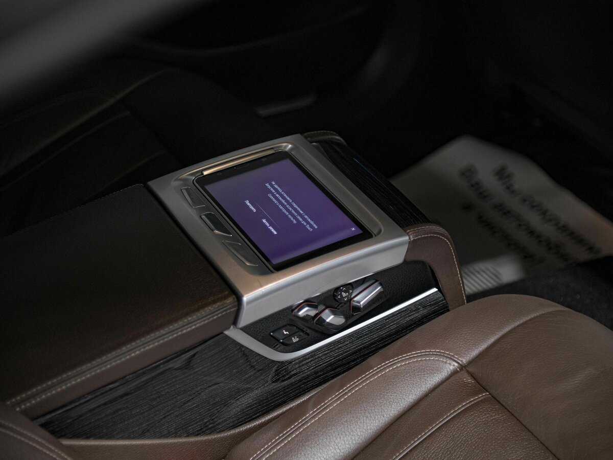 BMW 7 серии 2018 года с пробегом. Фото: #17