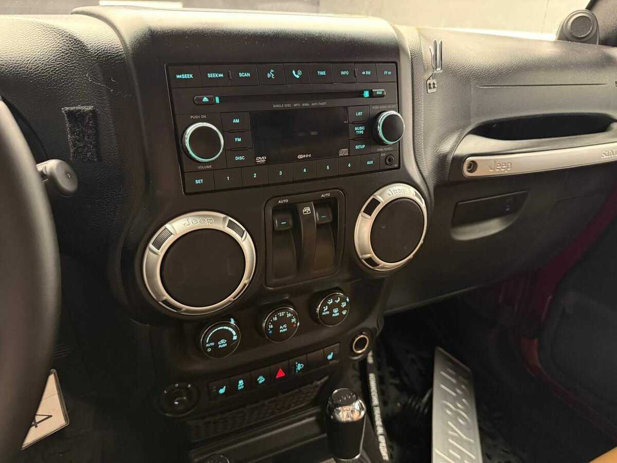 Jeep Wrangler 2011 года с пробегом. Фото: #7