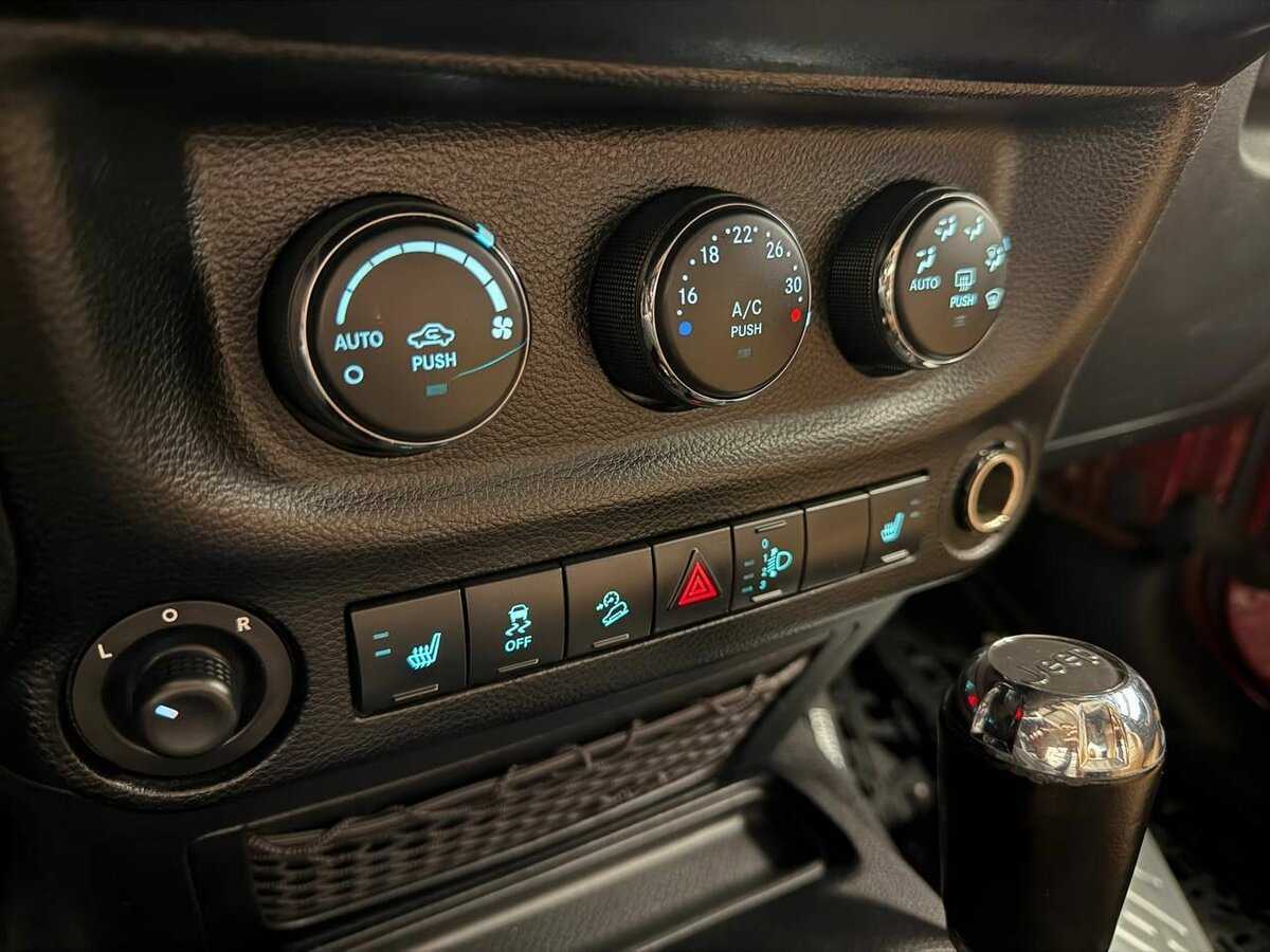 Jeep Wrangler 2011 года с пробегом. Фото: #9