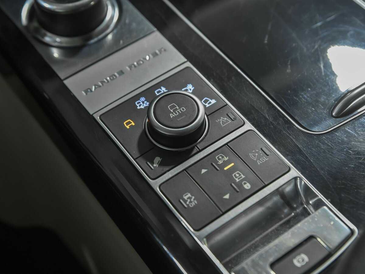 Land Rover Range Rover 2014 года с пробегом. Фото: #14