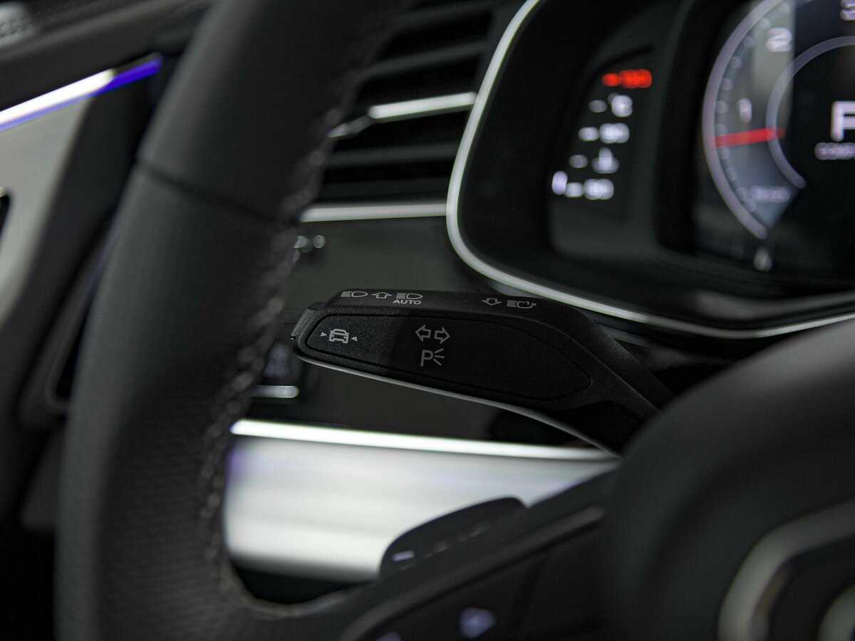 Audi Q8 2023 года с пробегом. Фото: #8