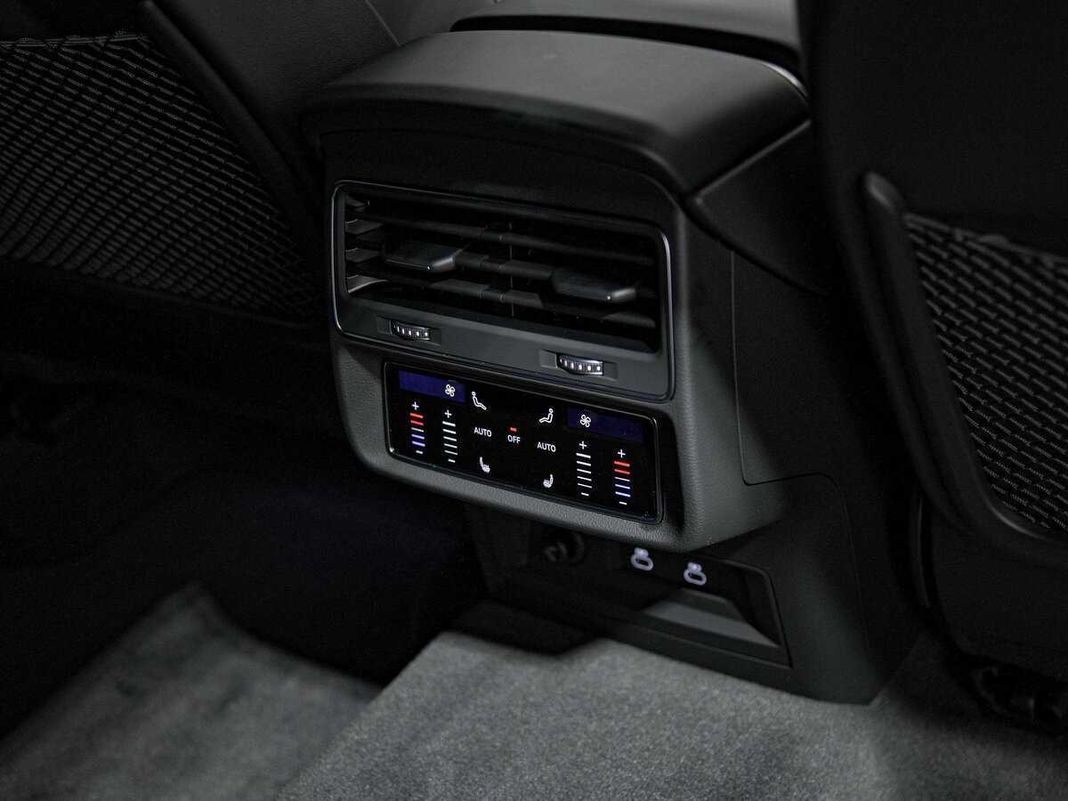 Audi Q8 2023 года с пробегом. Фото: #22