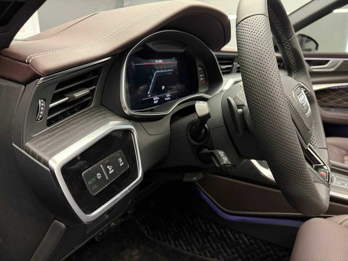 Audi A6 2024 года с пробегом. Фото: #12