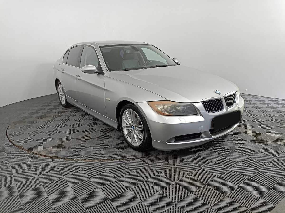 BMW 3 серии 2006 года с пробегом. Фото: #2