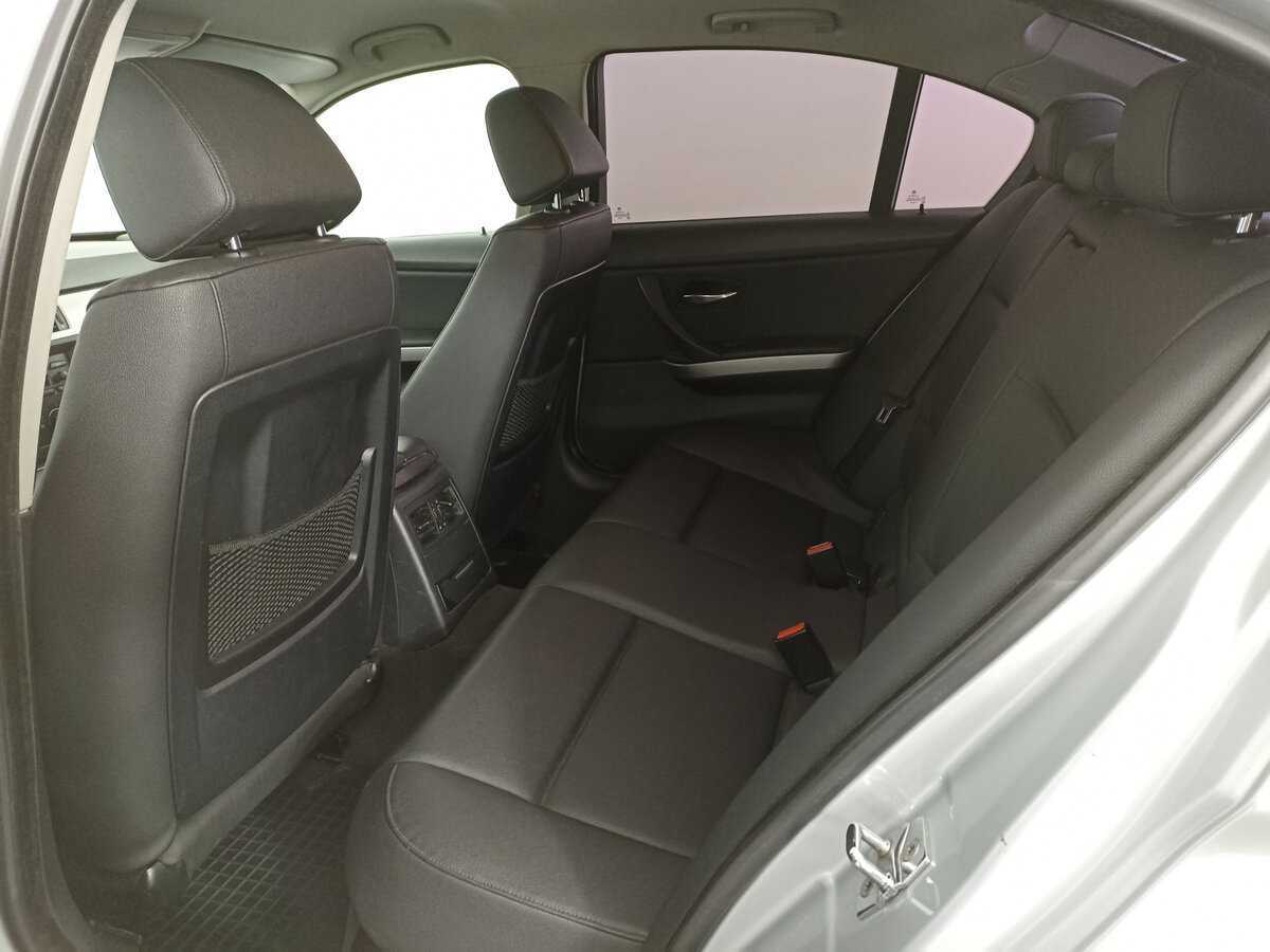 BMW 3 серии 2006 года с пробегом. Фото: #11