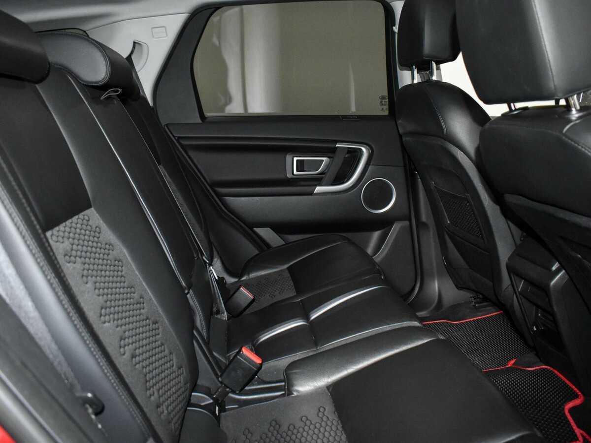Land Rover Discovery Sport 2019 года с пробегом. Фото: #10
