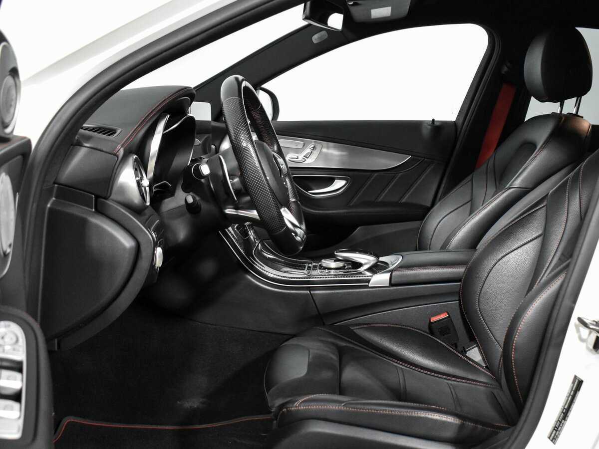 Mercedes-Benz C-Класс AMG 2018 года с пробегом. Фото: #9