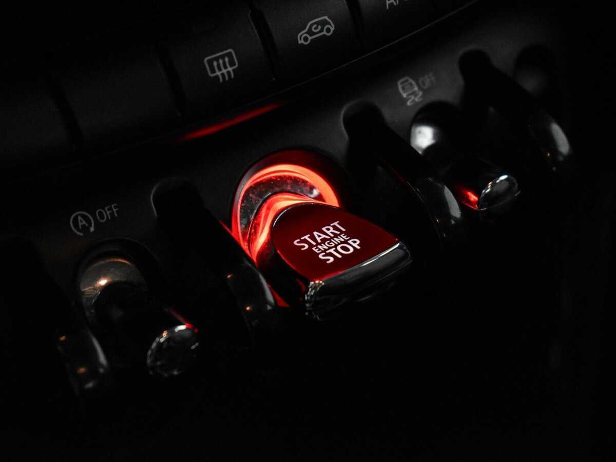 Mini Hatch 2015 года с пробегом. Фото: #9