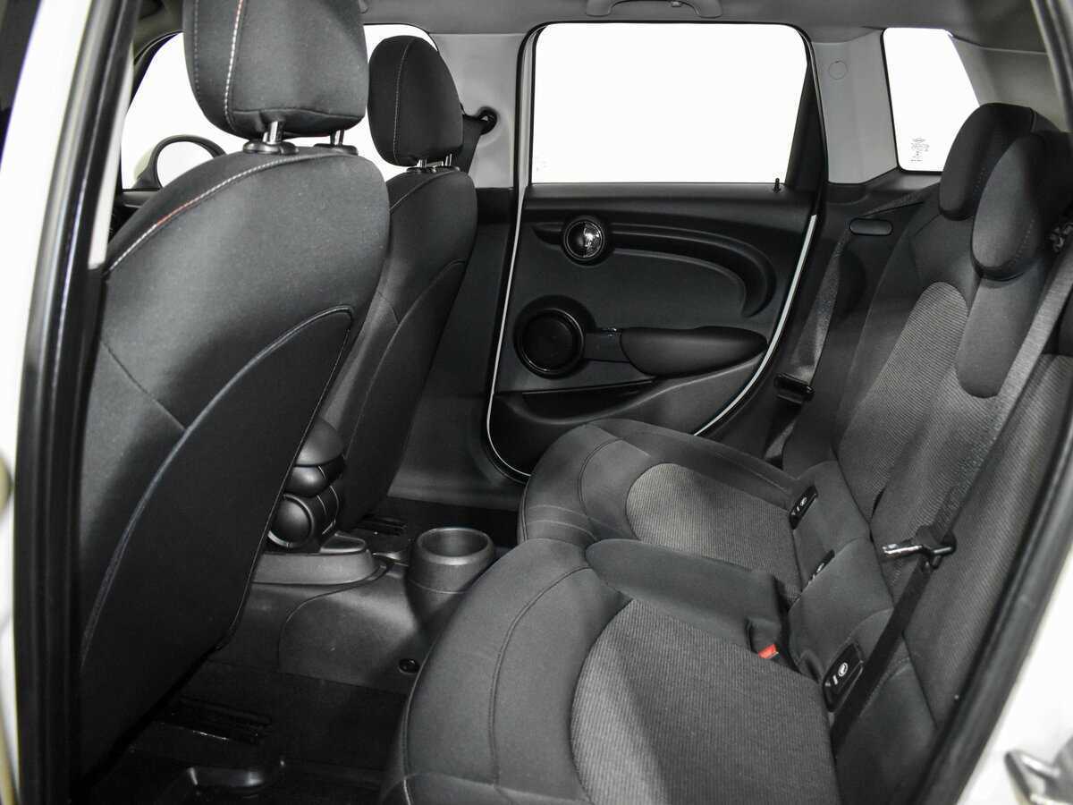 Mini Hatch 2015 года с пробегом. Фото: #12